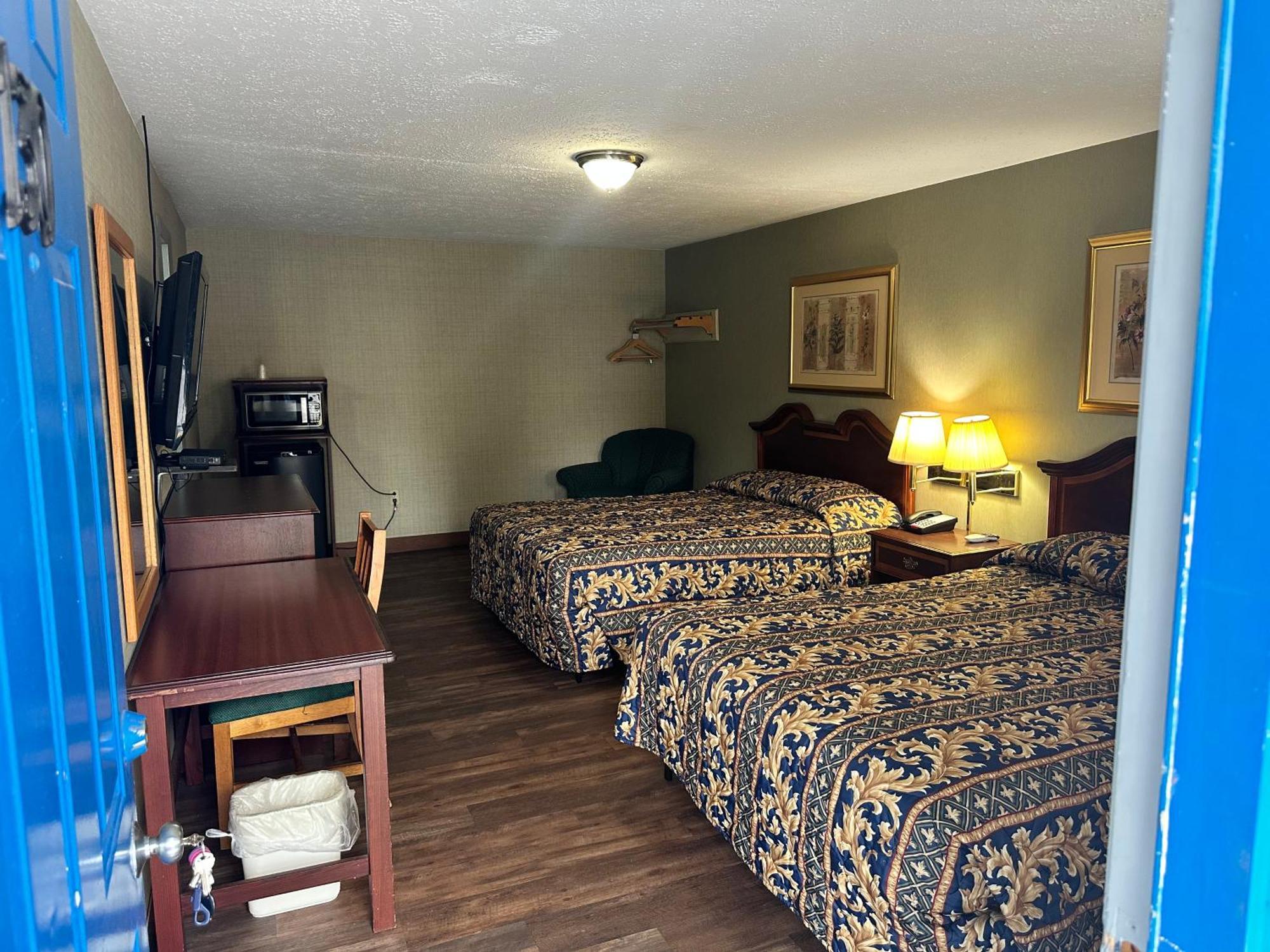 Westgate Manor Motel Austintown & Youngstown Ohio Exterior photo